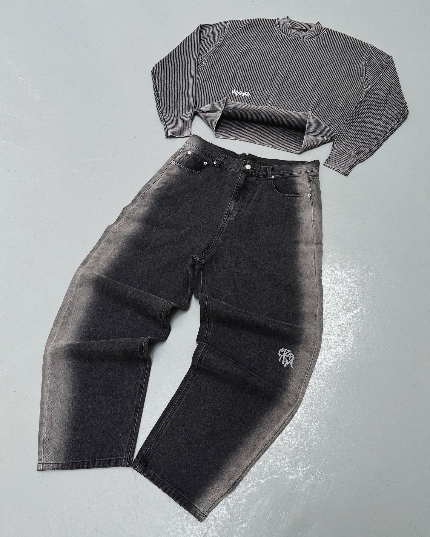 Mertra Sweatshirt & Jeans Set